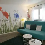 Gaestehaus شقة *