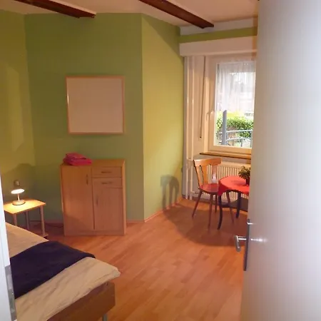 Gaestehaus Apartamento *